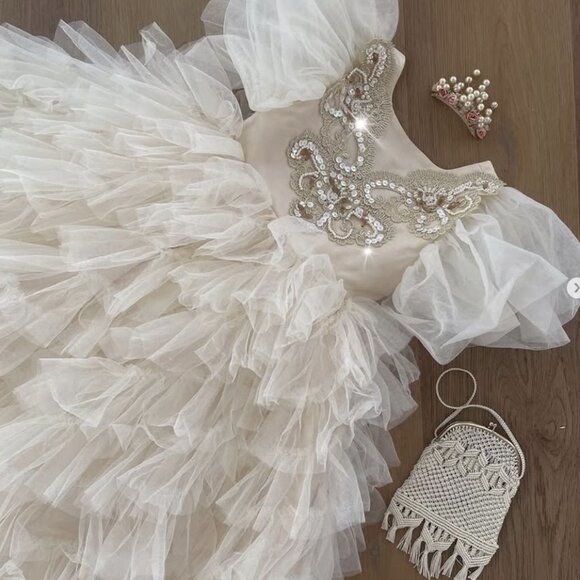 Size 7 - THE AMELIA GOWN BY DOLLCAKE! - Picture 2 of 3